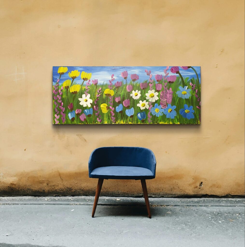 Här ser du hur man kan inreda just denna tavla. Du bör ha stilren inredning om blommorna ska få ta plats.